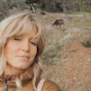 Meet your Posher, Malia